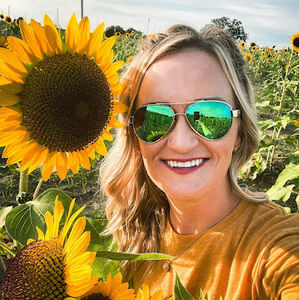 Meet your Posher, Lindsey